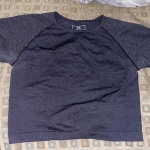 Seamless workout tee